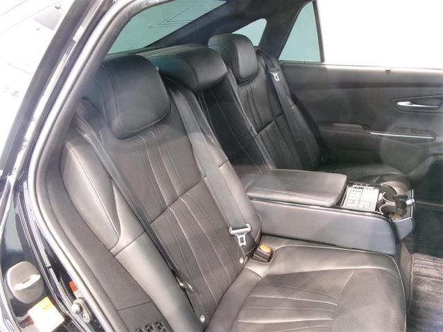 クラウンハイブリッド Ｇ　革シート　フルセグ　メモリーナビ　ＤＶＤ再生　ミュージックプレイヤー接続可　バックカメラ　衝突被害軽減システム　ＥＴＣ　ドラレコ　ＬＥＤヘッドランプ　記録簿（16枚目）