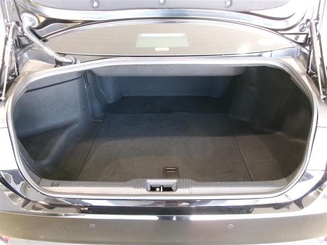 クラウンハイブリッド Ｇ　革シート　フルセグ　メモリーナビ　ＤＶＤ再生　ミュージックプレイヤー接続可　バックカメラ　衝突被害軽減システム　ＥＴＣ　ドラレコ　ＬＥＤヘッドランプ　記録簿（17枚目）