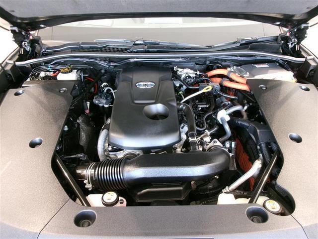 クラウンハイブリッド Ｇ　革シート　フルセグ　メモリーナビ　ＤＶＤ再生　ミュージックプレイヤー接続可　バックカメラ　衝突被害軽減システム　ＥＴＣ　ドラレコ　ＬＥＤヘッドランプ　記録簿（20枚目）