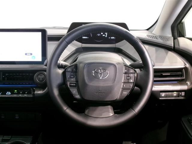 プリウス Ｚ　フルセグ　メモリーナビ　ミュージックプレイヤー接続可　バックカメラ　衝突被害軽減システム　ＥＴＣ　ドラレコ　ＬＥＤヘッドランプ　ワンオーナー　記録簿（5枚目）