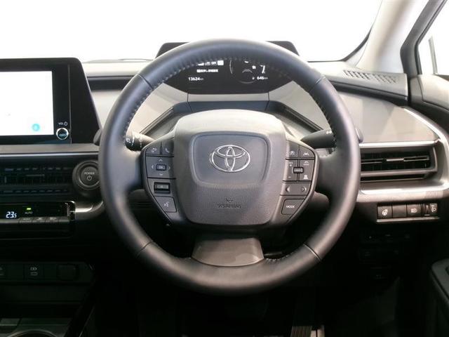 プリウス Ｕ　フルセグ　ミュージックプレイヤー接続可　バックカメラ　衝突被害軽減システム　ＥＴＣ　ＬＥＤヘッドランプ　記録簿（5枚目）