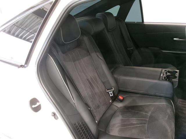 クラウンハイブリッド ＲＳアドバンス　サンルーフ　フルセグ　メモリーナビ　ＤＶＤ再生　ミュージックプレイヤー接続可　バックカメラ　衝突被害軽減システム　ＥＴＣ　ＬＥＤヘッドランプ　ワンオーナー　記録簿（16枚目）