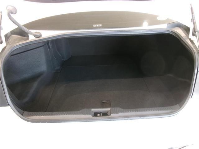 クラウンハイブリッド ＲＳアドバンス　サンルーフ　フルセグ　メモリーナビ　ＤＶＤ再生　ミュージックプレイヤー接続可　バックカメラ　衝突被害軽減システム　ＥＴＣ　ＬＥＤヘッドランプ　ワンオーナー　記録簿（17枚目）