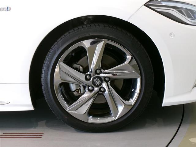 クラウンハイブリッド ＲＳアドバンス　サンルーフ　フルセグ　メモリーナビ　ＤＶＤ再生　ミュージックプレイヤー接続可　バックカメラ　衝突被害軽減システム　ＥＴＣ　ＬＥＤヘッドランプ　ワンオーナー　記録簿（18枚目）