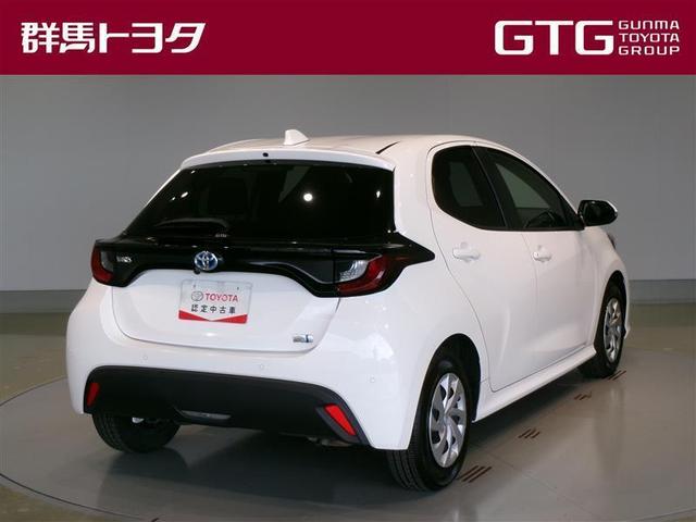 ヤリス ハイブリッドＸ　メモリーナビ　ミュージックプレイヤー接続可　バックカメラ　衝突被害軽減システム　ＥＴＣ　記録簿（3枚目）