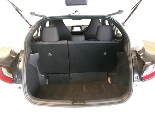 ヤリス ハイブリッドＸ　メモリーナビ　ミュージックプレイヤー接続可　バックカメラ　衝突被害軽減システム　ＥＴＣ　記録簿（16枚目）