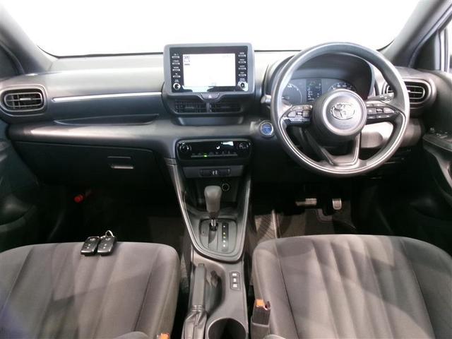 ヤリス ハイブリッドＸ　メモリーナビ　ミュージックプレイヤー接続可　バックカメラ　衝突被害軽減システム　ＥＴＣ　記録簿（4枚目）