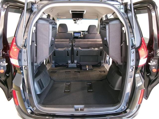 フリード Ｇ　フルセグ　メモリーナビ　ＤＶＤ再生　後席モニター　バックカメラ　ＥＴＣ　両側電動スライド　ＬＥＤヘッドランプ　乗車定員７人　３列シート　ワンオーナー　記録簿（17枚目）