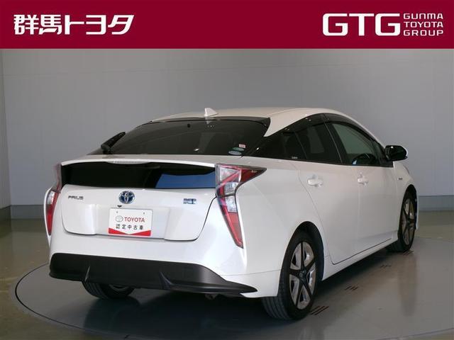 プリウス Ｓツーリングセレクション　フルセグ　メモリーナビ　ＤＶＤ再生　バックカメラ　衝突被害軽減システム　ＥＴＣ　ＬＥＤヘッドランプ　ワンオーナー　記録簿（3枚目）