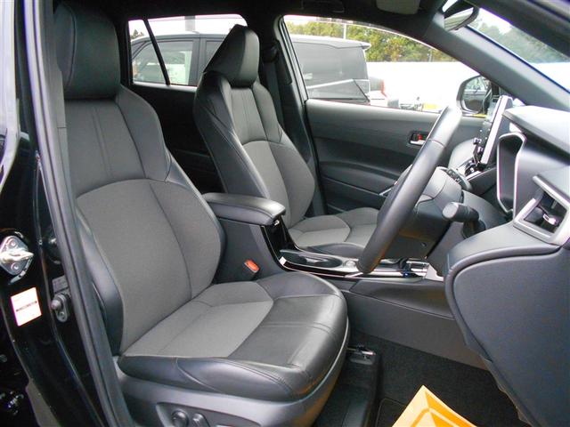 カローラクロス ハイブリッド　Ｚ　衝突軽減Ｂ　記録簿有　フルセグテレビ　スマキ－　半レザー　アクティブクルーズコントロール　メモリナビ　イモビ　ＬＥＤ　ＡＣ　キーレス　パワステ　アルミ　エアバッグ　ＡＢＳ　パワーウィンドウ　ナビ＆ＴＶ（9枚目）