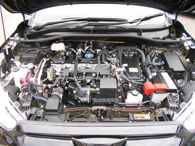 カローラクロス ハイブリッド　Ｚ　衝突軽減Ｂ　記録簿有　フルセグテレビ　スマキ－　半レザー　アクティブクルーズコントロール　メモリナビ　イモビ　ＬＥＤ　ＡＣ　キーレス　パワステ　アルミ　エアバッグ　ＡＢＳ　パワーウィンドウ　ナビ＆ＴＶ（21枚目）