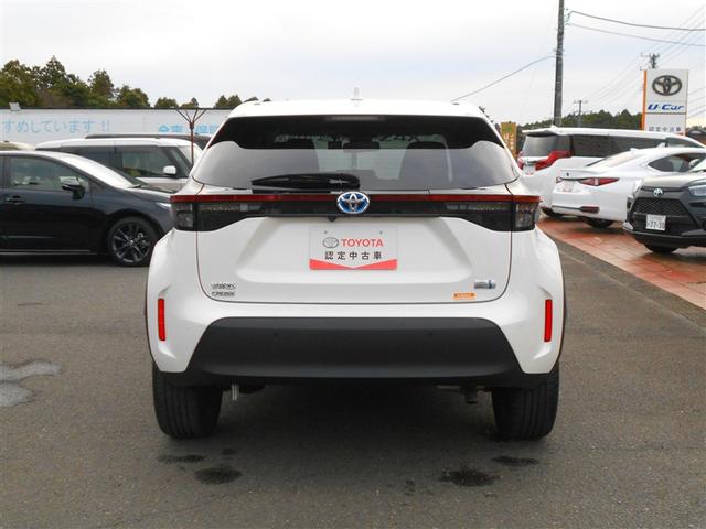 ヤリスクロス ハイブリッドＺ　ドライブレコーダ　インテリジェントキー　アルミホイル　ＬＥＤライト　クルーズコントロール　整備記録簿　横滑り防止システム　ナビＴＶ　メモリーナビゲーション　パワステ　オートエアコン　キーフリー　ＡＢＳ（5枚目）