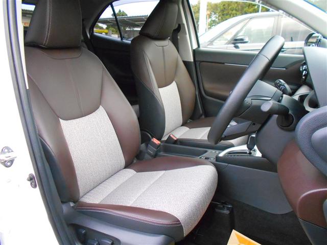 ヤリスクロス ハイブリッドＺ　ドライブレコーダ　インテリジェントキー　アルミホイル　ＬＥＤライト　クルーズコントロール　整備記録簿　横滑り防止システム　ナビＴＶ　メモリーナビゲーション　パワステ　オートエアコン　キーフリー　ＡＢＳ（10枚目）