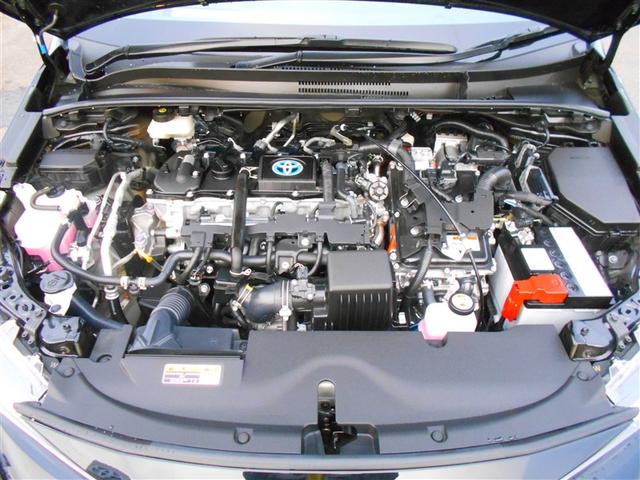 カローラツーリング ハイブリッド　ダブルバイビー　バックモニター　フルセグＴＶ　ＬＥＤライト　点検記録簿　クルコン　横滑り防止　盗難防止装置　ナビ・ＴＶ　エアバッグ　ＥＴＣ　ＡＢＳ　助手席エアバッグ　キーレス　メモリーナビ　アルミホイール（20枚目）