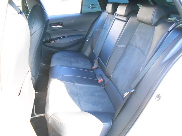 カローラツーリング アクティブスポーツ　ハーフレザー　オートクルーズコントロール　アルミホイール　ナビ＆ＴＶ　地デジ　Ｂカメラ　スマートキー　盗難防止装置　キーレス　ドラレコ　ＥＴＣ　メモリーナビ　オートエアコン　衝突軽減システム　ＬＥＤ（13枚目）