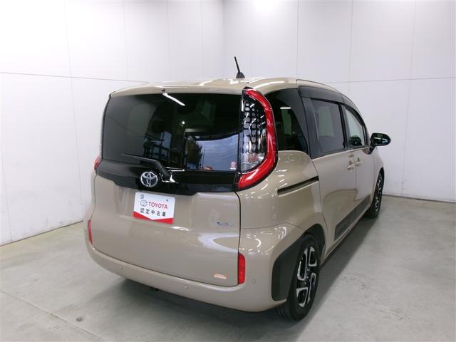 シエンタ ハイブリッドＺ　ＴＳＳ　エアバック　デモカー　アルミ　キーレスエントリー　ナビＴＶ　イモビライザー　整備記録簿　ＬＥＤヘッドライト　ＥＴＣ車載器　横滑り防止　スマートキー　オートエアコン　ＷＳＲＳ　メモリーナビ（4枚目）