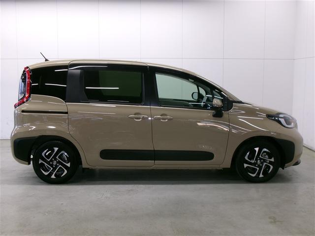 シエンタ ハイブリッドＺ　ＴＳＳ　エアバック　デモカー　アルミ　キーレスエントリー　ナビＴＶ　イモビライザー　整備記録簿　ＬＥＤヘッドライト　ＥＴＣ車載器　横滑り防止　スマートキー　オートエアコン　ＷＳＲＳ　メモリーナビ（6枚目）