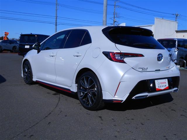 カローラスポーツ ハイブリッドＧ　Ｚ　衝突被害軽減Ｓ　盗難防止装置　ＬＥＤライト　オートクルーズコントロール　メモリ－ナビ　ドライブレコーダー　アルミホイール　スマートキ－　ＡＢＳ　パワーウィンドウ　オ－トエアコン　サイドエアバッグ　ナビ（4枚目）