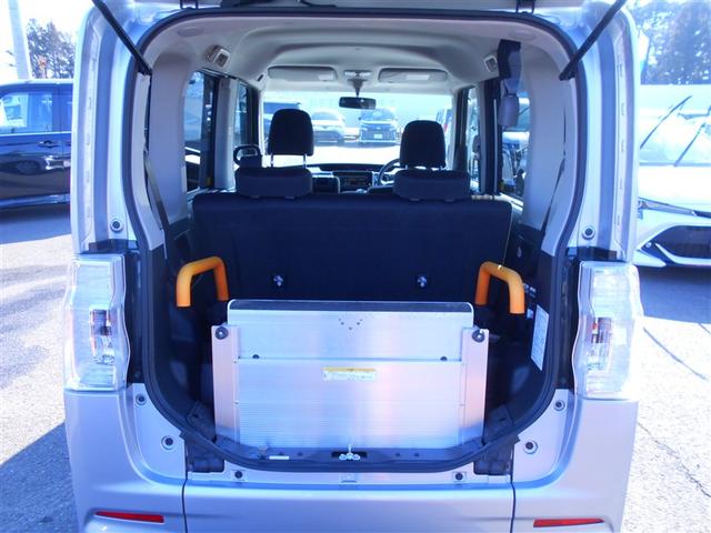 タント スローパー　カスタムＸ　ＳＡ　車いす乗車　電動ウィンチ　スロープ　両側スライドドア　ＣＤチューナー（12枚目）