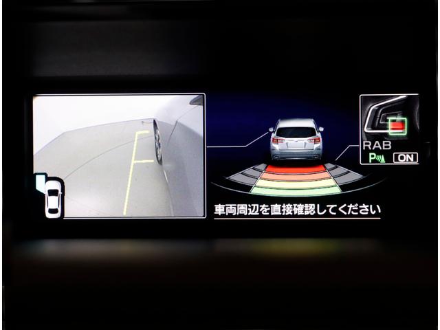 後退時ブレーキアシストも搭載し映像と警報音で障害物との距離を表示します！！