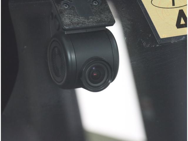 シフォン Ｒ　スマートアシスト　両側電動スライドドア　ＥＴＣ２．０　前後コーナーセンサー　ハーフレザーシート　シートヒーター　ベンチシート　パナソニック９インチナビ　デジタルマルチビューモニター　コンフォートパッケージ　オートライト　スマートキー　盗難防止システム（10枚目）