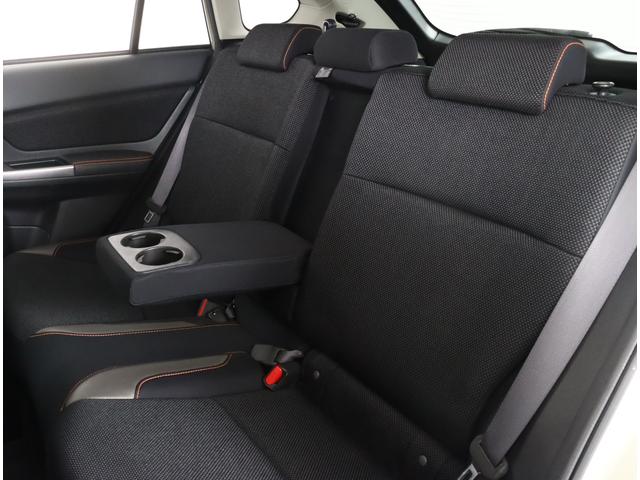 ＸＶ ２．０ｉ　ＥｙｅＳｉｇｈｔ　ＥＴＣ／ＣＤレシーバー　ＨＩＤロービーム・ポップアップウォッシャー・ヒーテッドドアミラー・フロントワイパーデアイサー・ＳＲＳサイドエアバック＆カーテンエアバック・スバルリヤビークルディテクション・ハイビームアシスト（12枚目）