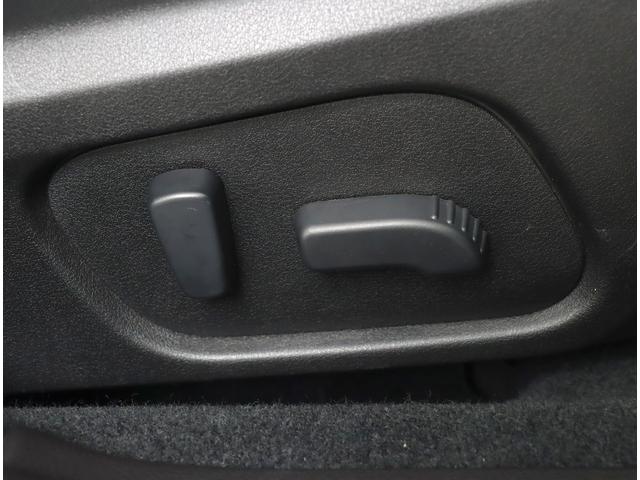 レヴォーグ １．６ＧＴ　ＥｙｅＳｉｇｈｔ　　ナビ／ＴＶ／ＥＴＣ　キーレスアクセス＆プッシュスタート・ＬＥＤ４灯ロービームランプ・運転席パワーシート・スーパーＵＶカットガラス（フロントドア）・リヤフォグランプ・ウェルカムライティング（21枚目）