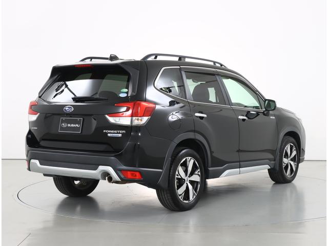 フォレスター Ａｄｖａｎｃｅ　アイサイト　ブラウンレザー　パワーリヤゲート　パナソニックナビ８インチナビ　フロント・サイド・バックカメラ　ドラレコ　ＥＴＣ２．０　ルーフレール　スマートリヤビューミラー　ステアリングヒーター　シートヒーター　パワーシート　ＬＥＤライナー（2枚目）