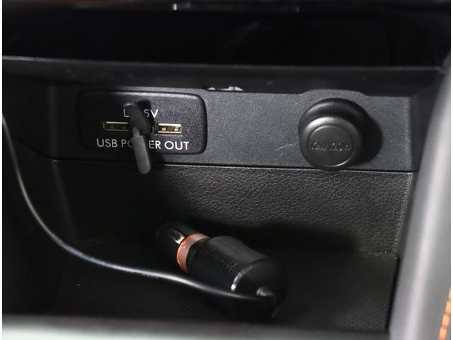 ＸＶハイブリッド ＨＹＢＲＩＤ　ｔＳ　アイサイト２　社外ドラレコ　ナビ／ＥＴＣ　ＳＴＩ製（フロントストラット＆コイルスプリング・リヤダンパー＆コイルスプリング・フロントタワーバー・フロントサイドシルプレート・スポーツマフラー）　ｔＳ専用加飾・ルーフレール（22枚目）