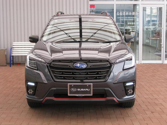 フォレスター Ｘ－ブレイク　新世代アイサイト・ナビ・ＥＴＣ２．０・ドラレコ　リヤカメラ・リモコンエンスタ・ディスプレイコーナーセンサー・運転席＆助手席パワーシート・ステアリングヒーター・パワーリヤゲート・サイドビューモニター・アイサイトセイフティプラス（運転支援＆視界拡張）（4枚目）