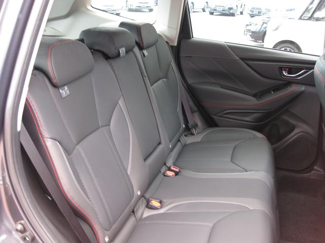 フォレスター Ｘ－ブレイク　新世代アイサイト・ナビ・ＥＴＣ２．０・ドラレコ　リヤカメラ・リモコンエンスタ・ディスプレイコーナーセンサー・運転席＆助手席パワーシート・ステアリングヒーター・パワーリヤゲート・サイドビューモニター・アイサイトセイフティプラス（運転支援＆視界拡張）（16枚目）