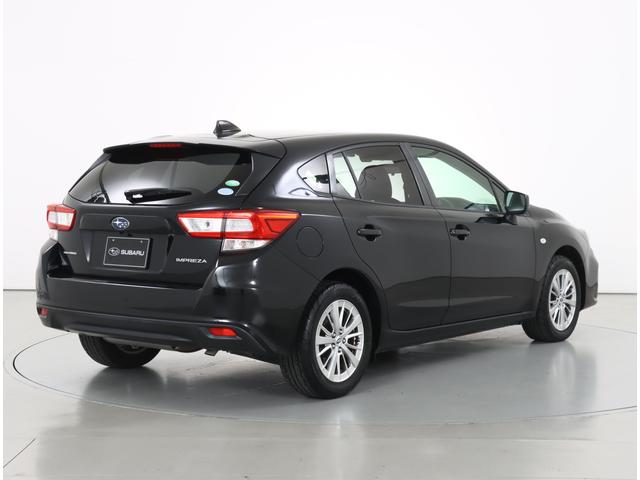 インプレッサスポーツ １．６ｉ－Ｌ　ＥｙｅＳｉｇｈｔ　雹害現状販売　軽度雹害・オーディオレス・フルオートエアコン・歩行者エアバック・運転席ニーエアバック・ＳＲＳサイド＆カーテンエアバック・１６インチアルミホイール（2枚目）