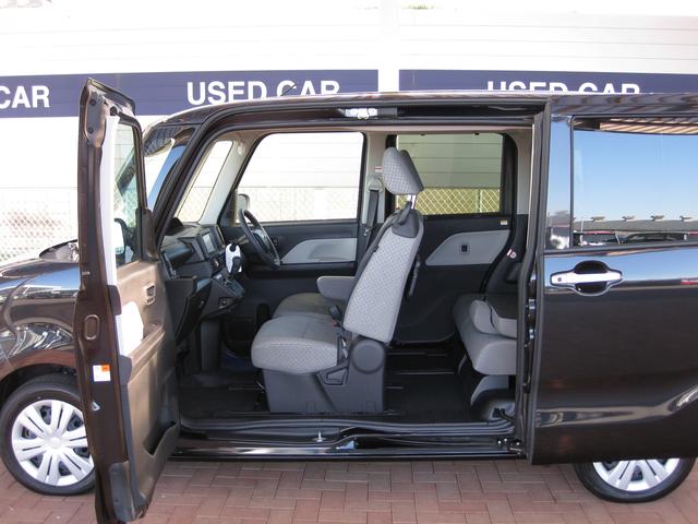 センターピラーレスで大きな開口部となります！