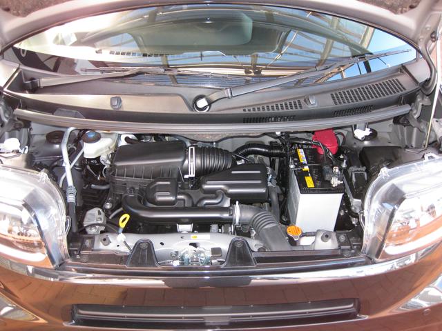 エンジンルームもまごころクリーニング済み！！