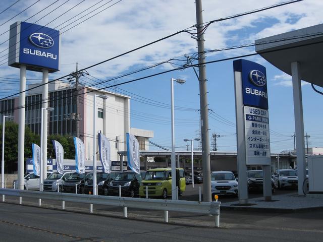 富士スバル伊勢崎日乃出店と共用の入り口となります。奥手にＧ−ＰＡＲＫ伊勢崎の駐車場がございます。