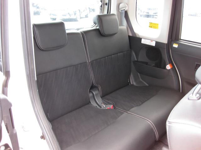 シフォン Ｒ　Ｌｉｍｉｔｅｄ　スマートアシスト　ナビ・ＴＶ・Ｂカメラ　ＳＲＳサイド＆カーテンエアバック・オートエアコン・オートライト・キーレスアクセス＆プッシュスタート・リミテッド専用パッケージ・左側パワースライドドア・ＬＥＤヘッドランプ・バックカメラ（18枚目）