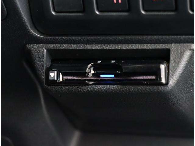 フォレスター Premium EyeSight搭載車 ナビ・TV・ETC パワーリヤゲート・キーレスアクセス&プッシュスタート・運転席&助手席パワーシート・サイドビューモニター・アイサイトセイフティプラス(アダプティブドライビングビーム・リヤビークルディテクション(9枚目)