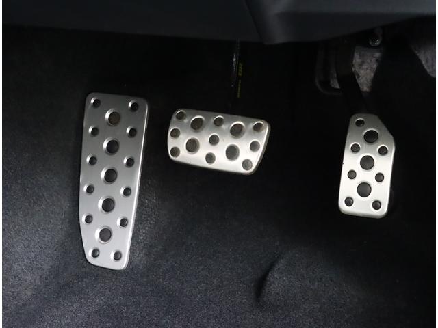 フォレスター Premium EyeSight搭載車 ナビ・TV・ETC パワーリヤゲート・キーレスアクセス&プッシュスタート・運転席&助手席パワーシート・サイドビューモニター・アイサイトセイフティプラス(アダプティブドライビングビーム・リヤビークルディテクション(32枚目)