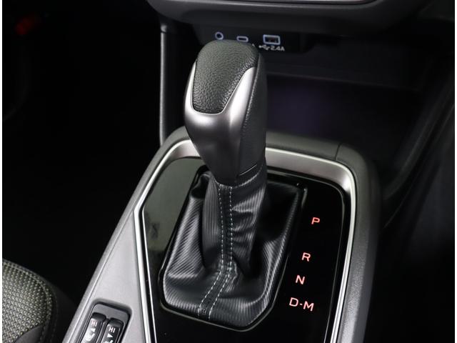 クロストレック リミテッド　ナビ機能　ステアリングヒーター　前後ドラレコ　ＥＴＣ２．０　シートヒーター　ルーフレール　デジタルマルチビューモニター　フルセグ　リヤビークルディテクション　ワンオーナー　禁煙車　寒冷地仕様　アダプティブドライビングビーム　ＬＥＤライナー（11枚目）