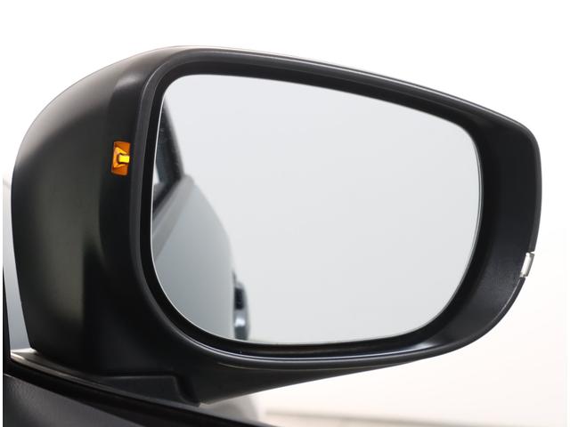 クロストレック リミテッド　ナビ機能　ステアリングヒーター　前後ドラレコ　ＥＴＣ２．０　シートヒーター　ルーフレール　デジタルマルチビューモニター　フルセグ　リヤビークルディテクション　ワンオーナー　禁煙車　寒冷地仕様　アダプティブドライビングビーム　ＬＥＤライナー（17枚目）