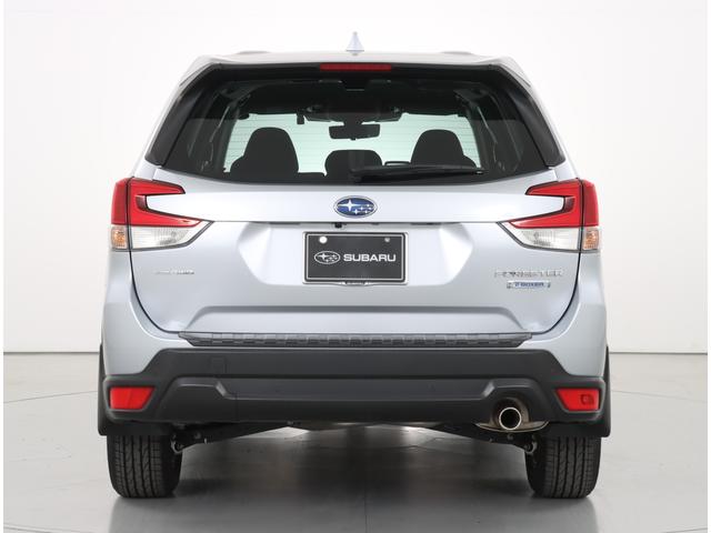 フォレスター ツーリング　ナビ・リヤカメラ・ＥＴＣ２．０・ドラレコ前後　ダイヤトーンビルトインナビ・リヤカメラ・ＥＴＣ２．０・ドラレコ前後・カーゴステップパネル（樹脂）・新世代アイサイト・フットランプ・運＆助パワーシート・アイサイトセイフティプラス（運転支援＆視界拡張）（5枚目）