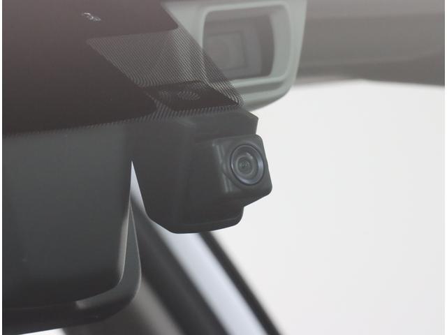 フォレスター Ａｄｖａｎｃｅ　ビルトインナビ　ＥＴＣ２．０　ドラレコ前後　本革シート・ダイヤトーン８型ビルトインナビ・ドラレコ前後・ＥＴＣ２．０・ＬＥＤライナー・アイサイトバージョン３・スマートリヤビューミラー・キーレスアクセス＆プッシュスタート・アイサイトセイフティプラス（9枚目）