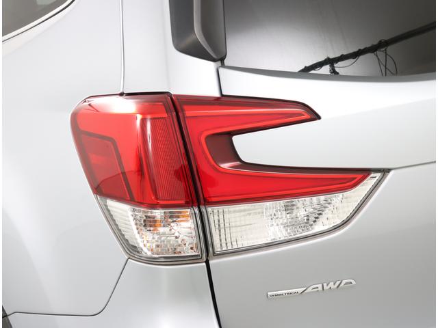 フォレスター Ａｄｖａｎｃｅ　ビルトインナビ　ＥＴＣ２．０　ドラレコ前後　本革シート・ダイヤトーン８型ビルトインナビ・ドラレコ前後・ＥＴＣ２．０・ＬＥＤライナー・アイサイトバージョン３・スマートリヤビューミラー・キーレスアクセス＆プッシュスタート・アイサイトセイフティプラス（42枚目）