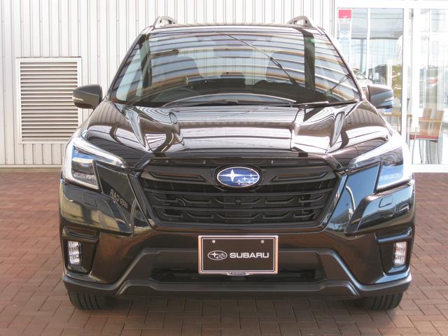 フォレスター ＸＴ－エディション　当社元社用車・ナビ・ＥＴＣ２．０　アルパインナビ・リヤカメラ・ＥＴＣ２．０・新世代アイサイト・ワンオーナー・運転席＆助手席パワーシート・ステアリングヒーター＆シートヒーター（後席左右）・アイサイトセイフティプラス（運転支援＆視界拡張）（4枚目）