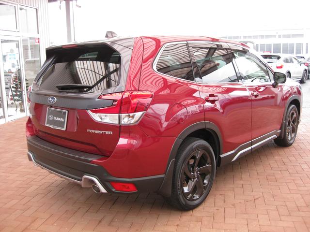 フォレスター スポーツ　ナビ・ＥＴＣ２．０・ドラレコ前後・リヤカメラ　パナソニックビルトインナビ・ＥＴＣ２．０・ドラレコ前後（ナビ連動）・ライナー・ＳＵＢＡＲＵホーン・カーゴステップパネル（樹脂）・パワーシート・アイサイトセイフティプラス（運転支援＆視界拡張）（2枚目）
