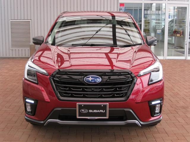 フォレスター スポーツ　ナビ・ＥＴＣ２．０・ドラレコ前後・リヤカメラ　パナソニックビルトインナビ・ＥＴＣ２．０・ドラレコ前後（ナビ連動）・ライナー・ＳＵＢＡＲＵホーン・カーゴステップパネル（樹脂）・パワーシート・アイサイトセイフティプラス（運転支援＆視界拡張）（4枚目）