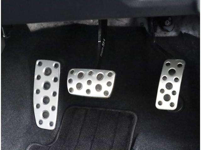 フォレスター Ｓ－Ｌｉｍｉｔｅｄ　ＥｙｅＳｉｇｈｔ搭載　ナビ・ＥＴＣ　アイサイトバージョン３（全車速追従機能付クルコン）・ワンオーナー・リヤビークルディテクション・アダプティブドライビングビーム・ステアリング連動ヘッドライト・ビルトインナビ・ＥＴＣ２．０（29枚目）