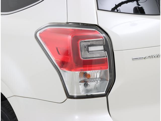 フォレスター Ｓ－Ｌｉｍｉｔｅｄ　ＥｙｅＳｉｇｈｔ搭載　ナビ・ＥＴＣ　アイサイトバージョン３（全車速追従機能付クルコン）・ワンオーナー・リヤビークルディテクション・アダプティブドライビングビーム・ステアリング連動ヘッドライト・ビルトインナビ・ＥＴＣ２．０（37枚目）