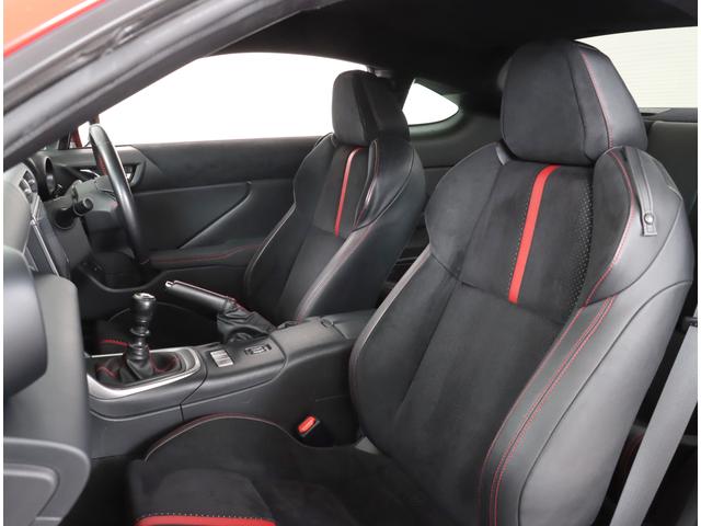 BRZ S STIエアロパッケージ・ナビ・ETC2.0・ドラレコ前後 STIエアロパッケージ・サイバーナビ・ETC2.0・ドラレコ前後・リヤカメラ・ハーフレザーシート・前席シートヒーター・フルLEDヘッドランプ(ステアリング連動機能)・スバルリヤビークルディテクション(9枚目)