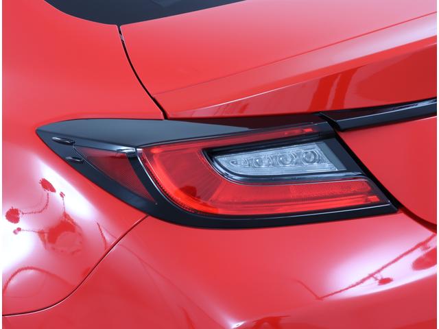 BRZ S STIエアロパッケージ・ナビ・ETC2.0・ドラレコ前後 STIエアロパッケージ・サイバーナビ・ETC2.0・ドラレコ前後・リヤカメラ・ハーフレザーシート・前席シートヒーター・フルLEDヘッドランプ(ステアリング連動機能)・スバルリヤビークルディテクション(32枚目)